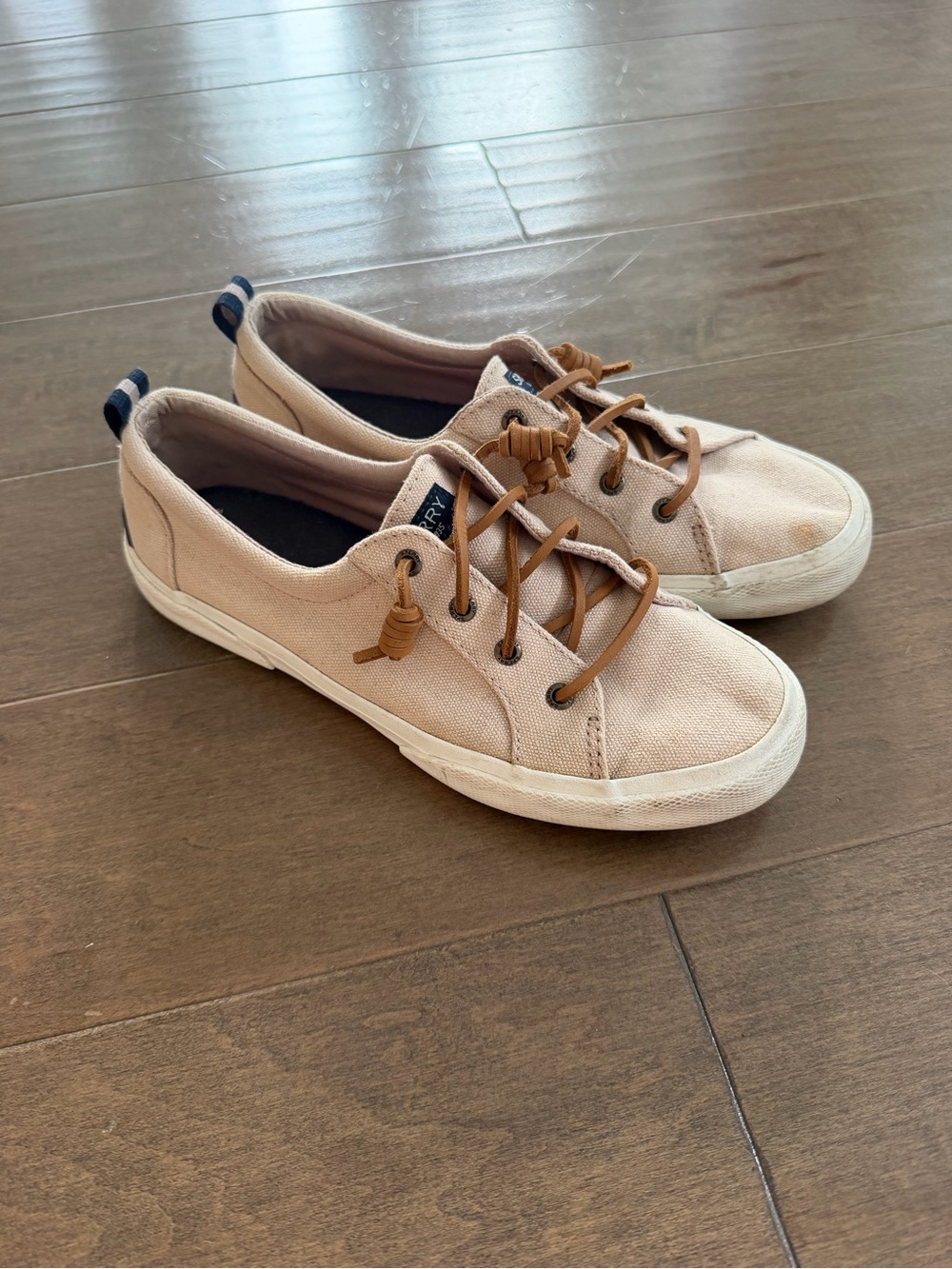 Sperry boat shoe in Blush